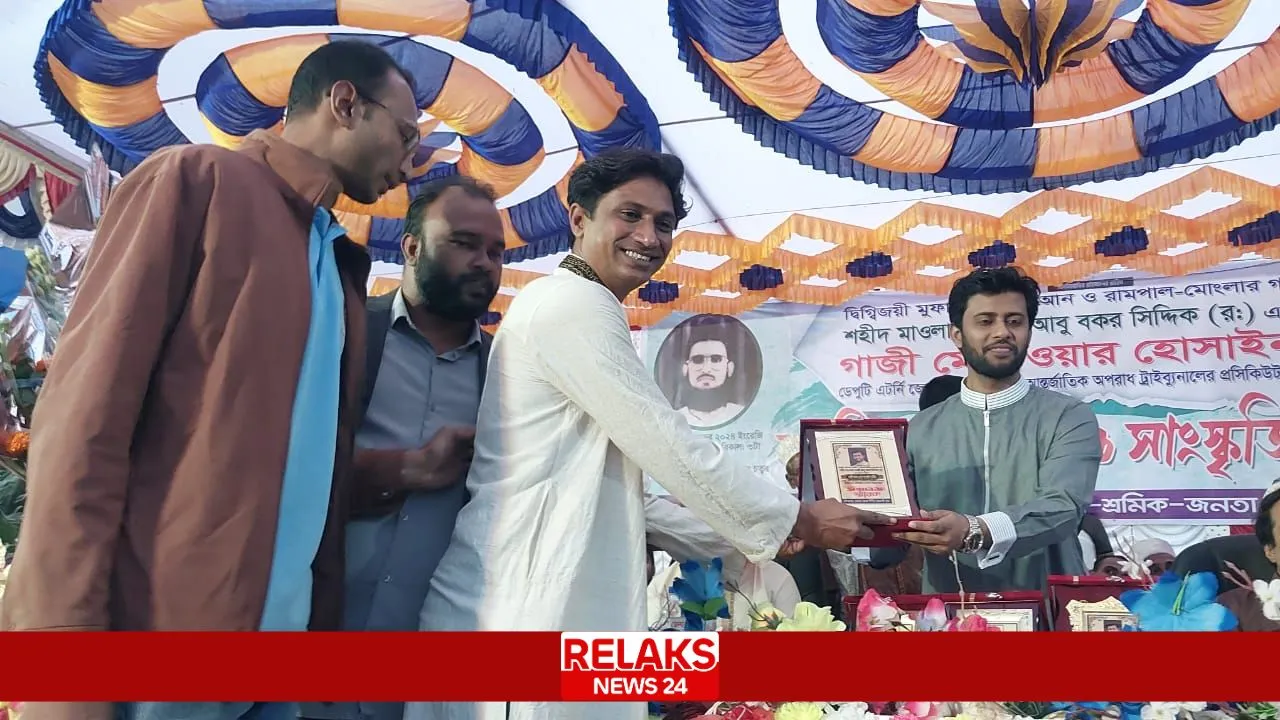 মোংলায় আন্তর্জাতিক অপরাধ ট্রাইব্যুনালের প্রসিকিউটর গাজী তামিমকে সংবর্ধনা